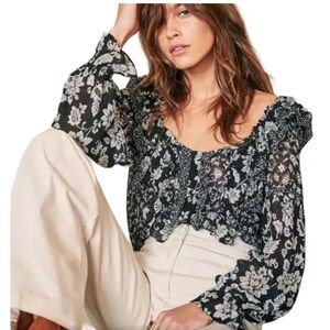 Sezane Floral Black and White Women's Top. Size 34